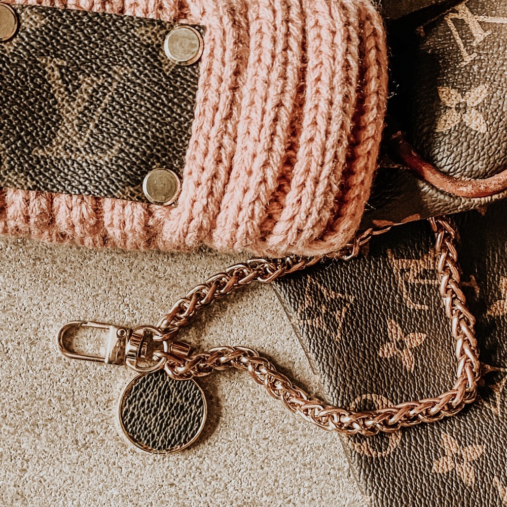 Lv charm